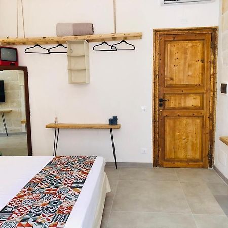 I Mori - Rooms & Apartment Trapani Exterior photo