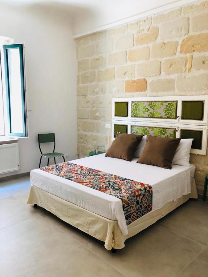 I Mori - Rooms & Apartment Trapani Exterior photo